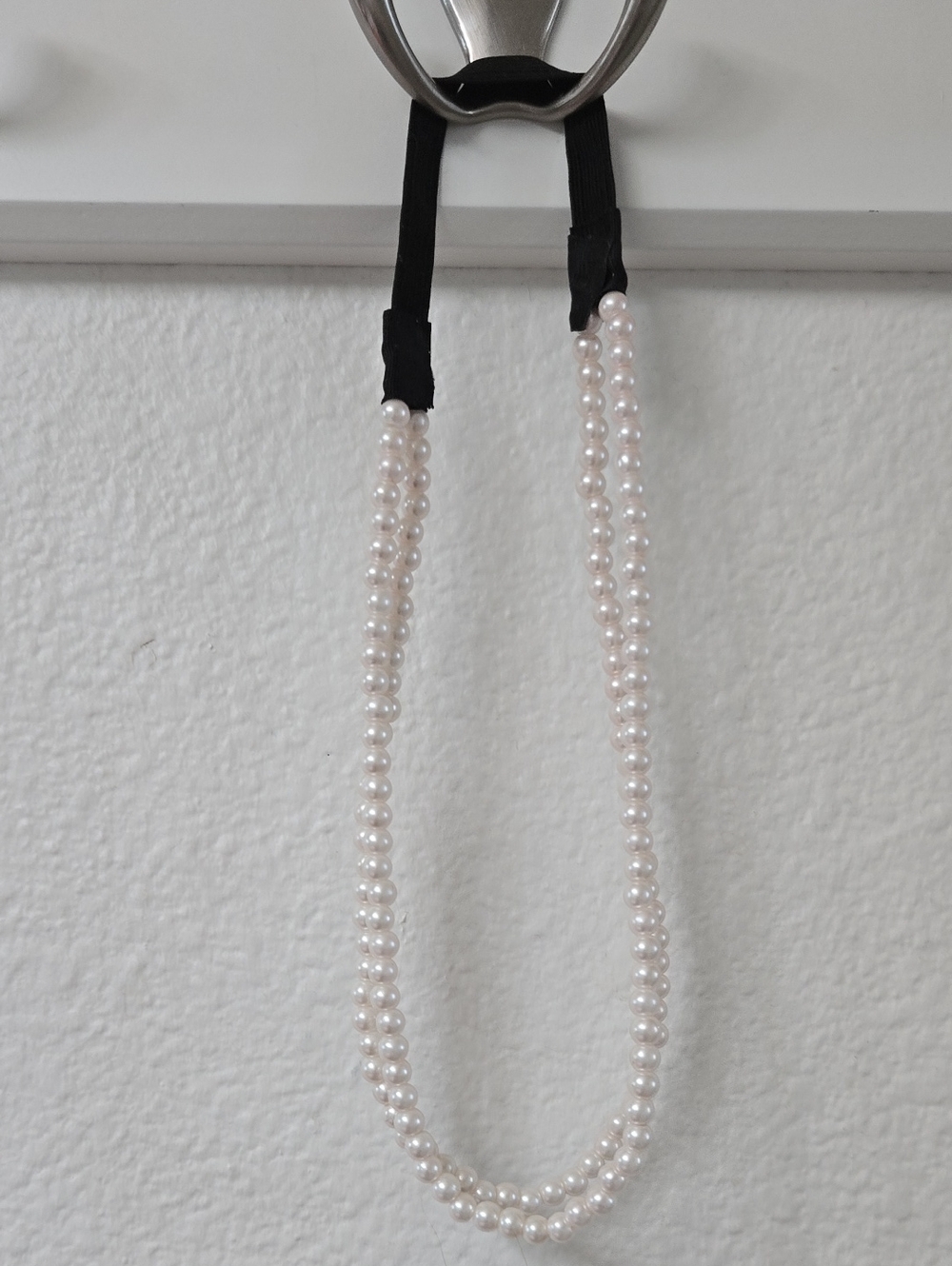 Classic Double-Strand Pearl Headband - White Pearls